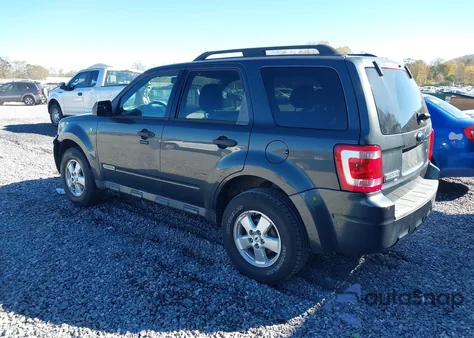 2008 Ford Escape Xlt from USA, damaged, VIN 1FMCU03158KB05361